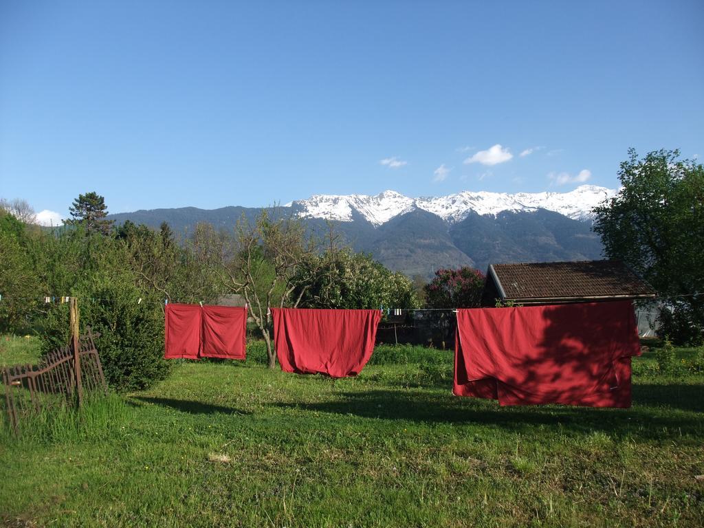 Le Domaine Du Grand Cellier Chambres D'Hotes En Savoie Tournon Luaran gambar