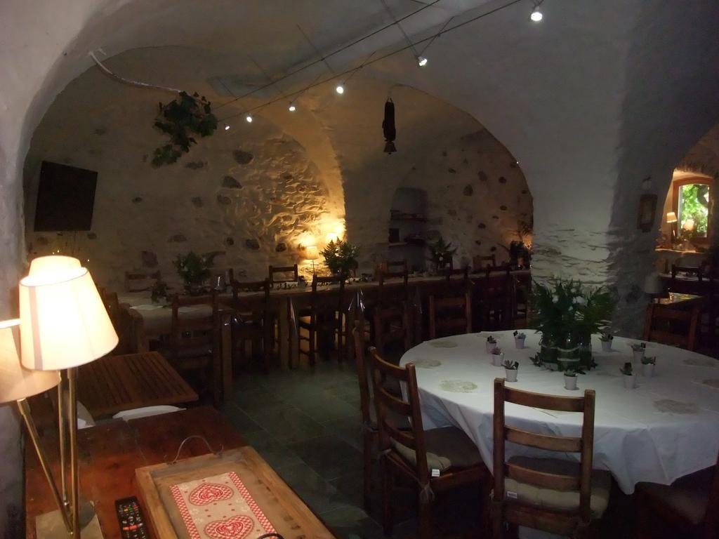 Le Domaine Du Grand Cellier Chambres D'Hotes En Savoie Tournon Luaran gambar