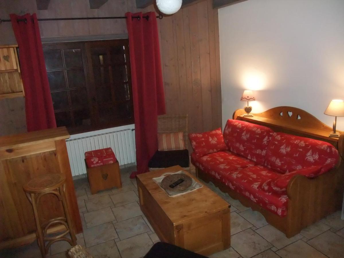 Le Domaine Du Grand Cellier Chambres D'Hotes En Savoie Tournon Luaran gambar